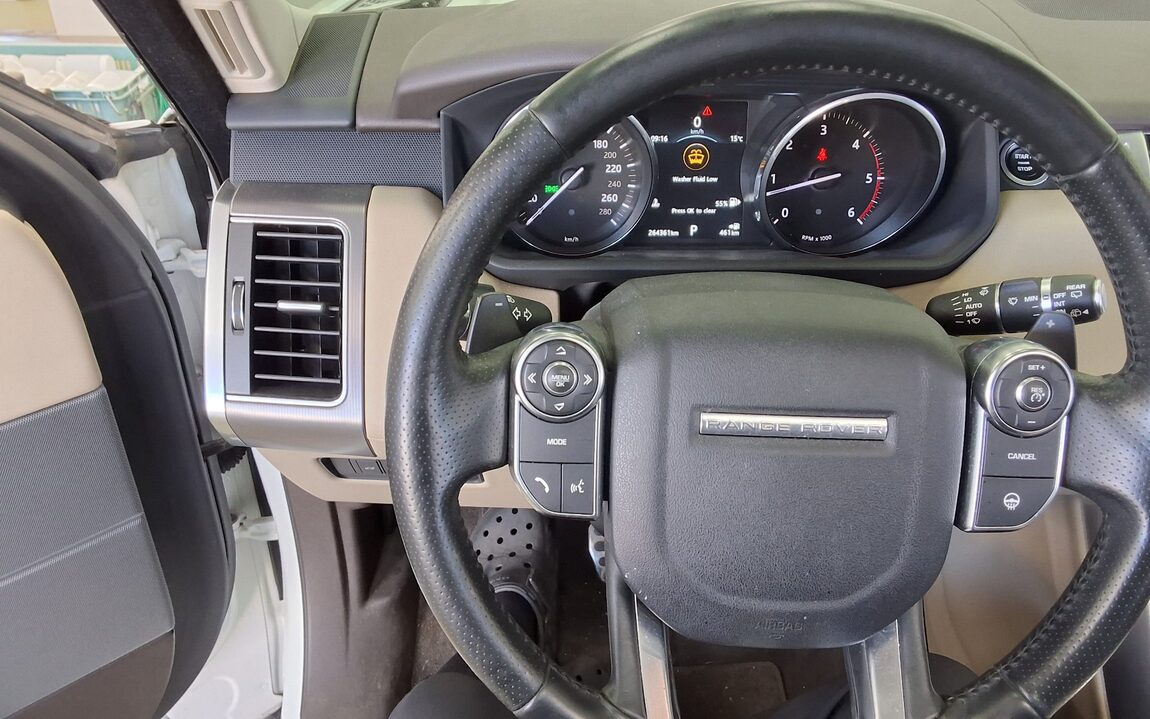 LAND ROVER RANGE ROVER SPORT (2ND GEN) 3.0 SDV6 HSE 2016 - zdjęcie 17