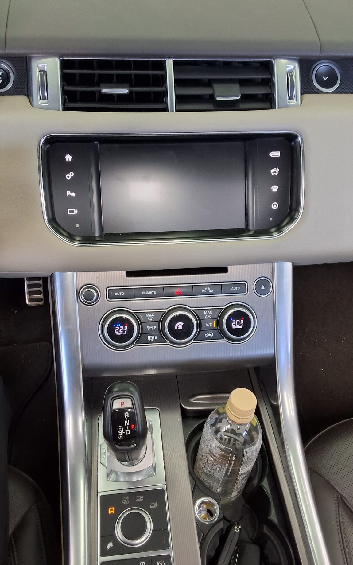 LAND ROVER RANGE ROVER SPORT (2ND GEN) 3.0 SDV6 HSE 2016 - zdjęcie 18