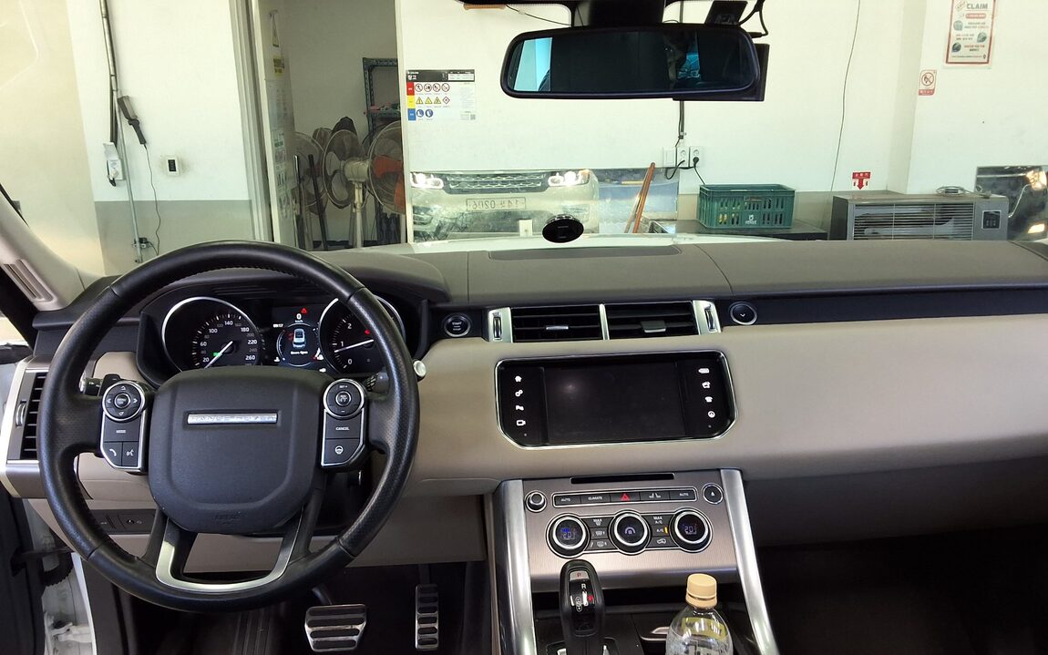 LAND ROVER RANGE ROVER SPORT (2ND GEN) 3.0 SDV6 HSE 2016 - zdjęcie 11