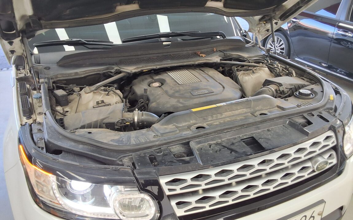 LAND ROVER RANGE ROVER SPORT (2ND GEN) 3.0 SDV6 HSE 2016 - zdjęcie 22