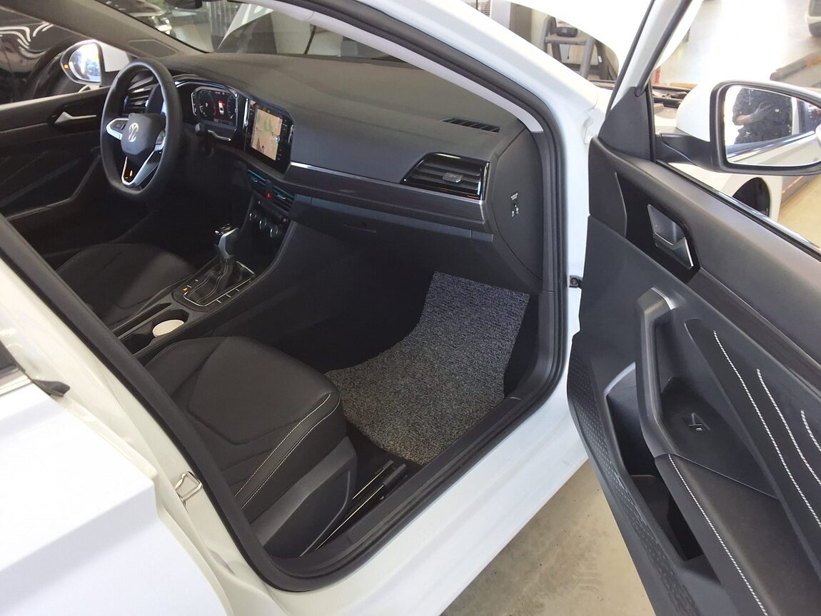 VOLKSWAGEN JETTA (7TH GEN) 1.5 TSI PRESTIGE 2023 - zdjęcie 14