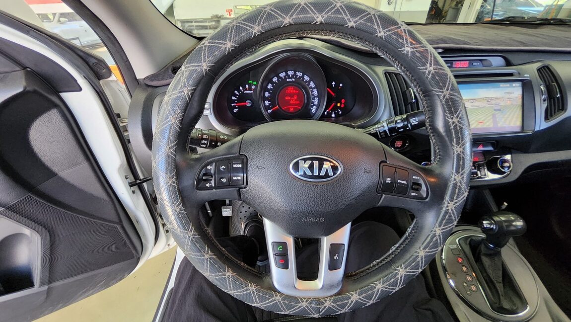 KIA SPORTAGE R DIESEL R2.0 2WD TLX LUXURY MODEL 2013 - zdjęcie 17