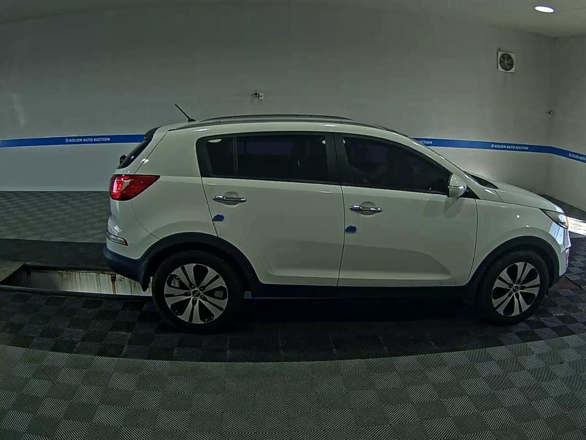 KIA SPORTAGE R DIESEL R2.0 2WD TLX LUXURY MODEL 2013 - zdjęcie 4