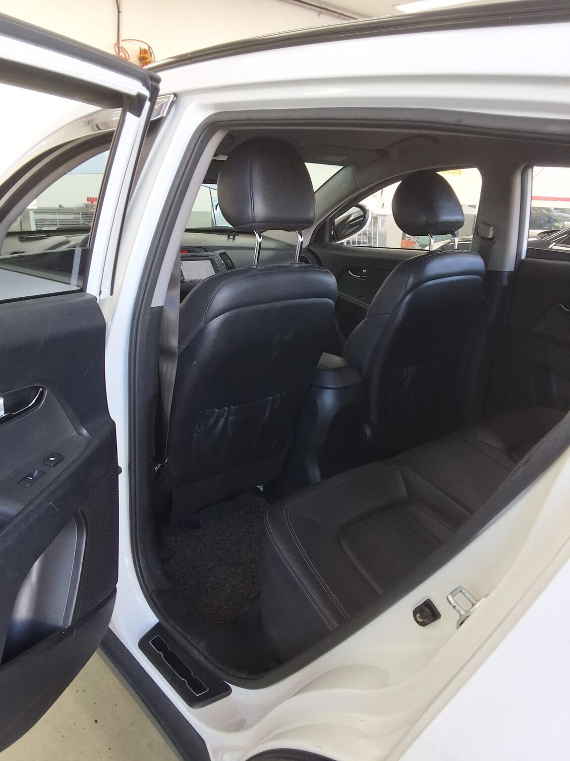 KIA SPORTAGE R DIESEL R2.0 2WD TLX PREMIUM 2012 - zdjęcie 12