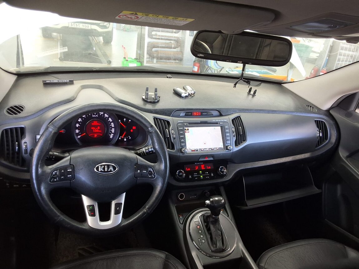 KIA SPORTAGE R DIESEL R2.0 2WD TLX PREMIUM 2012 - zdjęcie 11