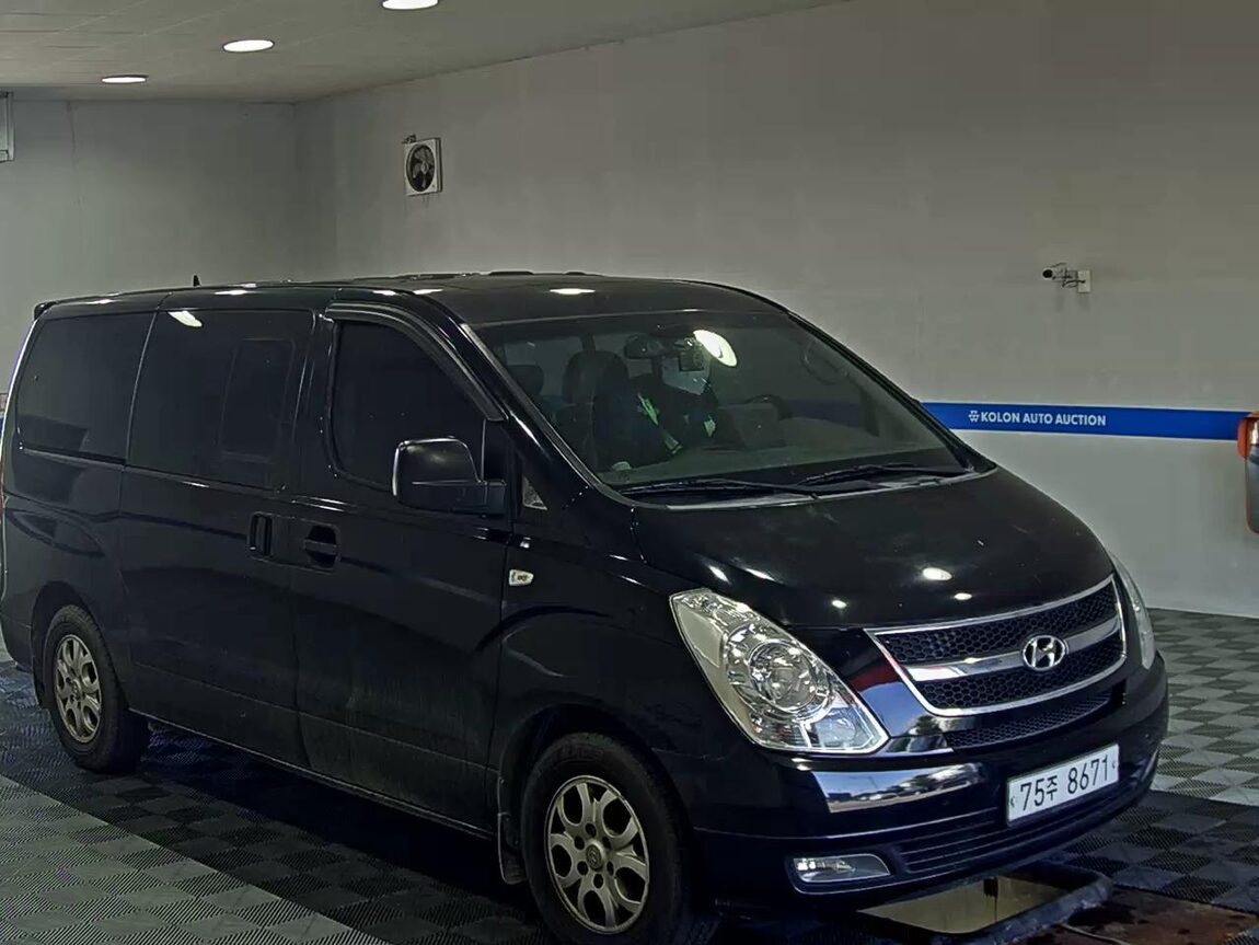 HYUNDAI GRAND STAREX 11-SEATER DIESEL CVX PREMIER 2014 - zdjęcie 3