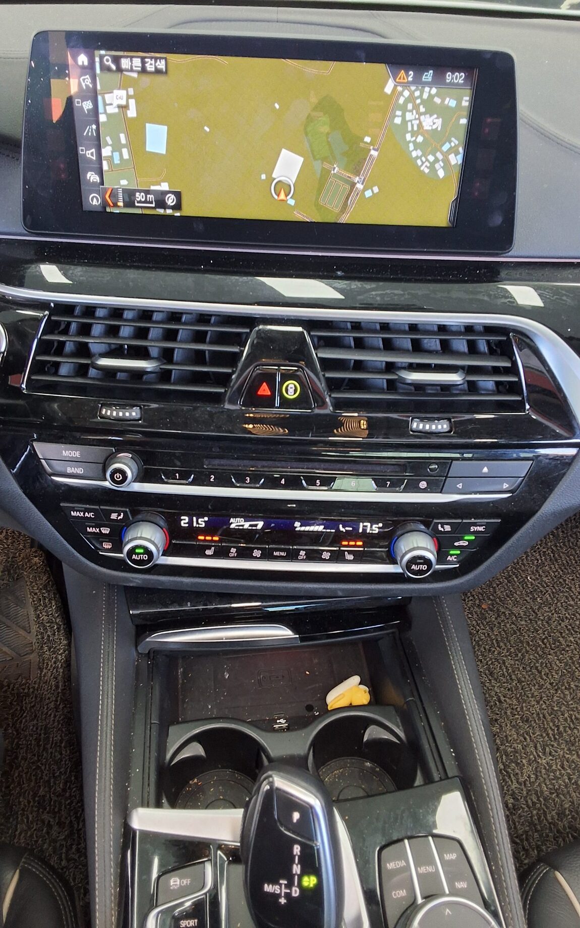BMW 5 SERIES (7TH GEN) 520d LUXURY LINE SPECIAL 2018 - zdjęcie 18
