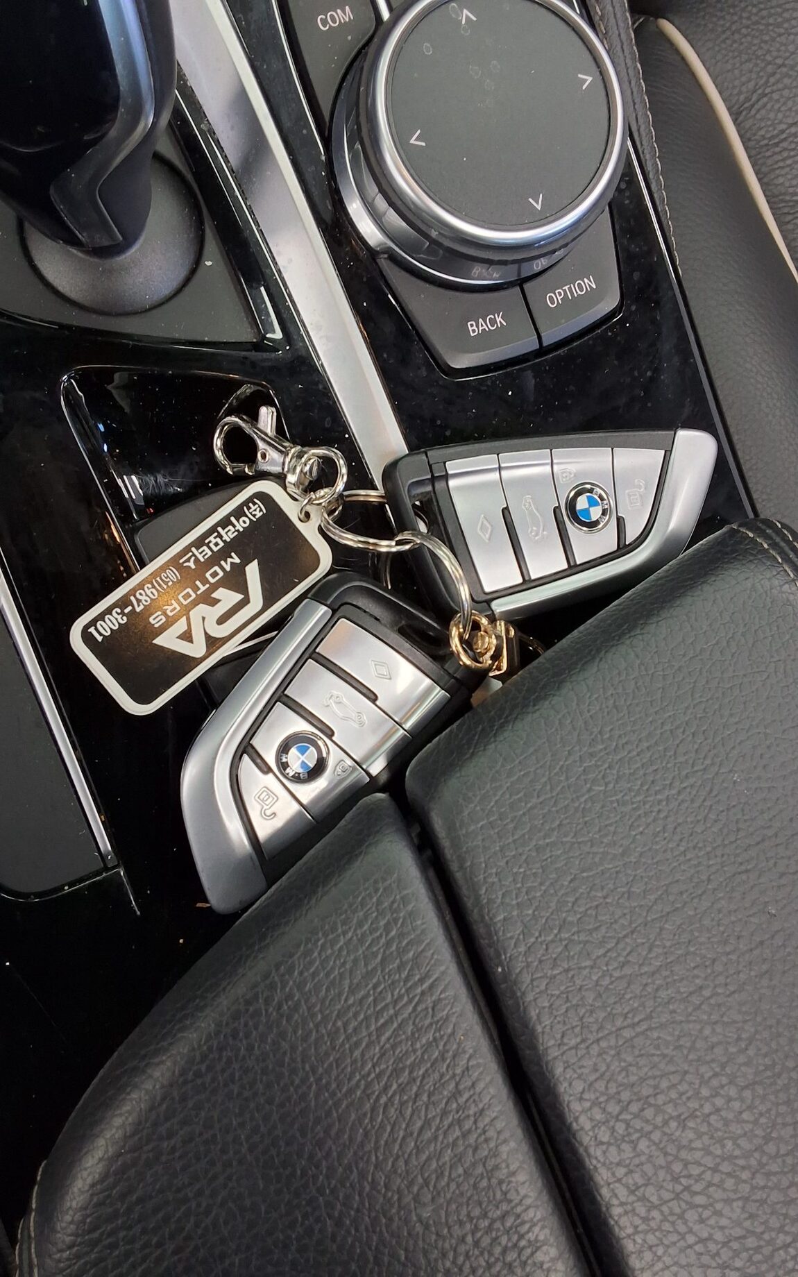 BMW 5 SERIES (7TH GEN) 520d LUXURY LINE SPECIAL 2018 - zdjęcie 20