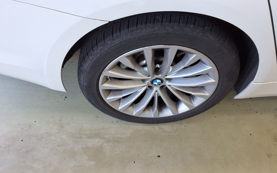 BMW 5 SERIES (7TH GEN) 520d LUXURY LINE SPECIAL 2018 - zdjęcie 27