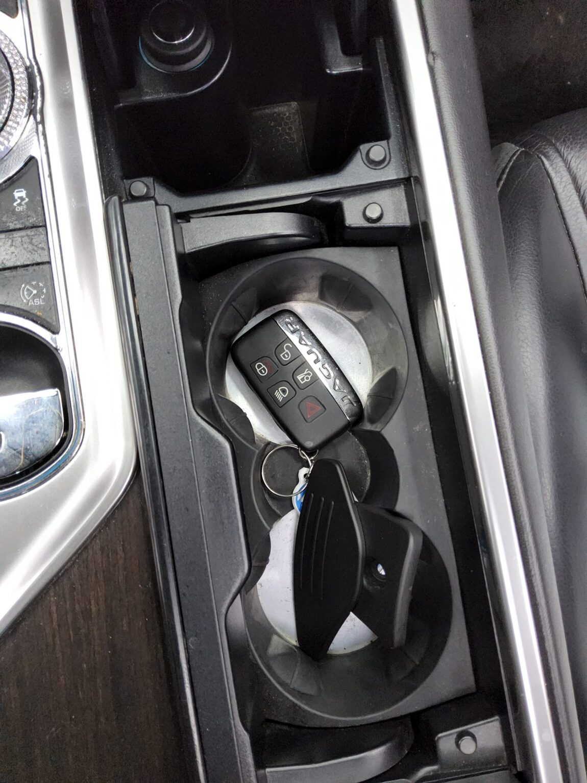 JAGUAR XF 3.0D V6 LUXURY 2013 - zdjęcie 19