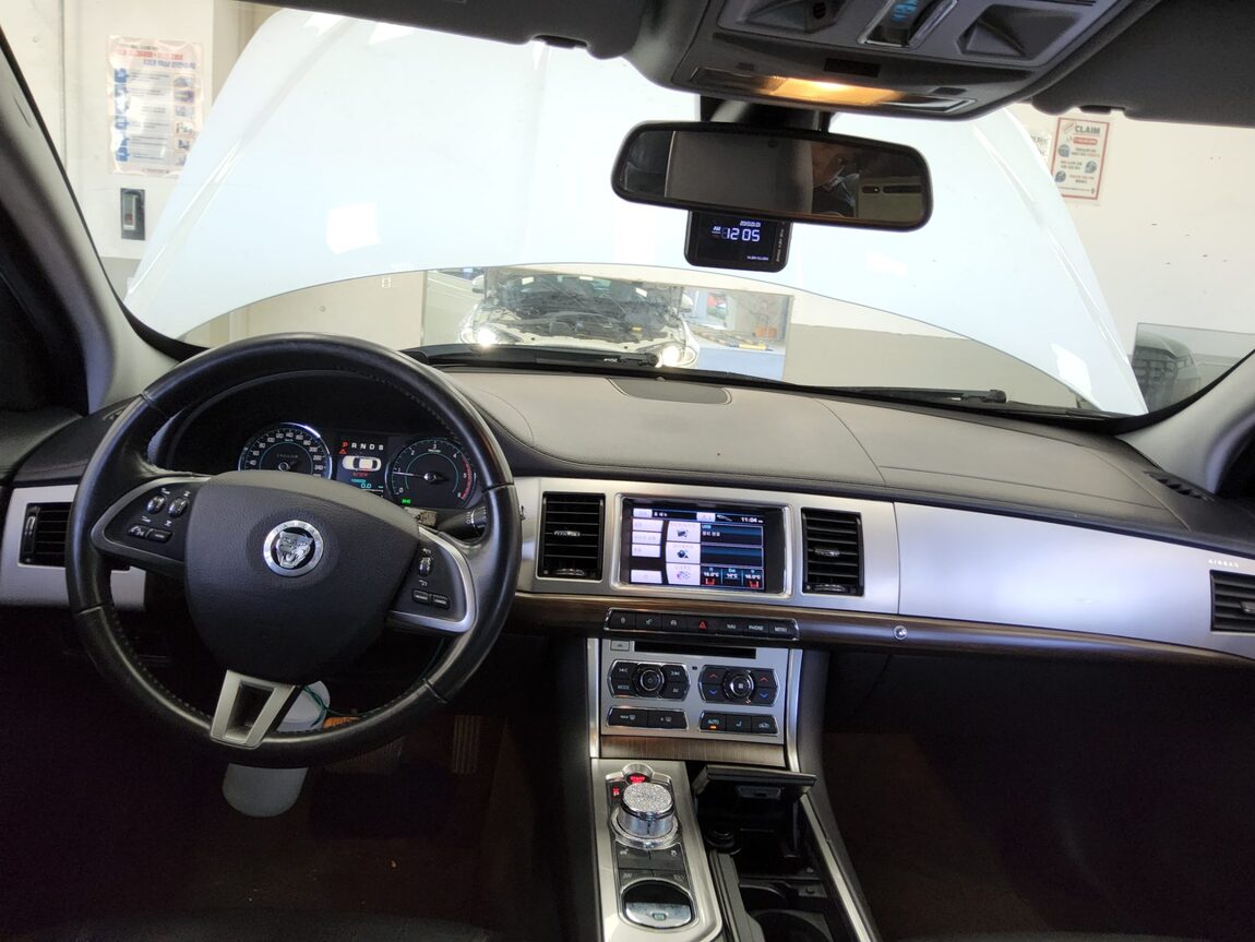 JAGUAR XF 3.0D V6 LUXURY 2013 - zdjęcie 11