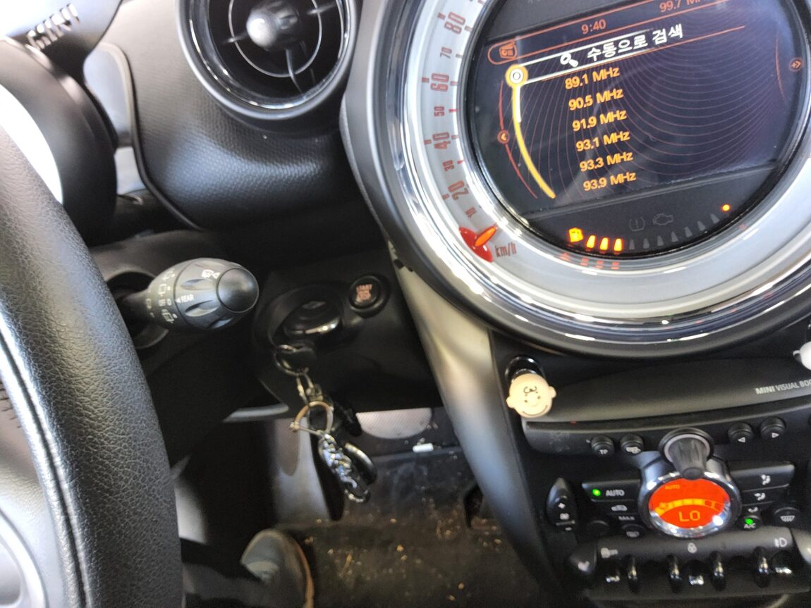 MINI COUNTRYMAN 2.0 D 2014 - zdjęcie 17