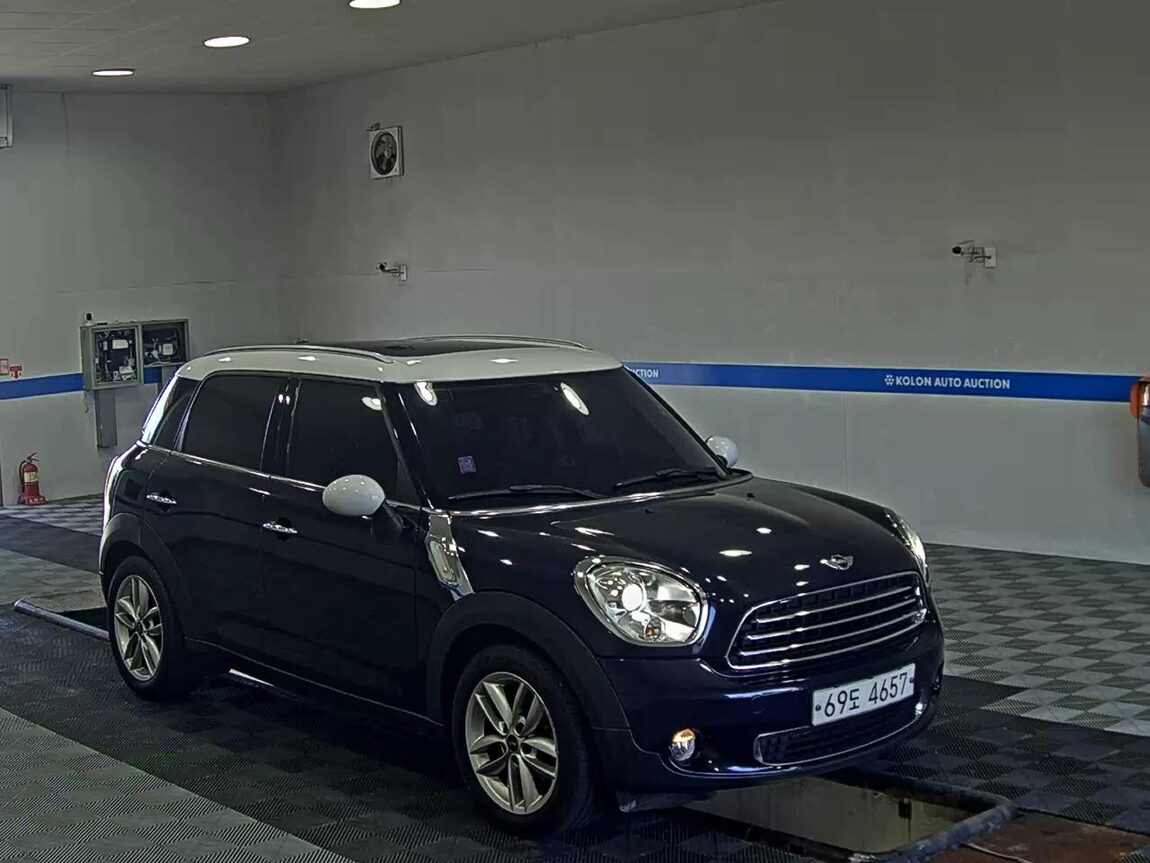 MINI COUNTRYMAN 2.0 D 2014 - zdjęcie 3