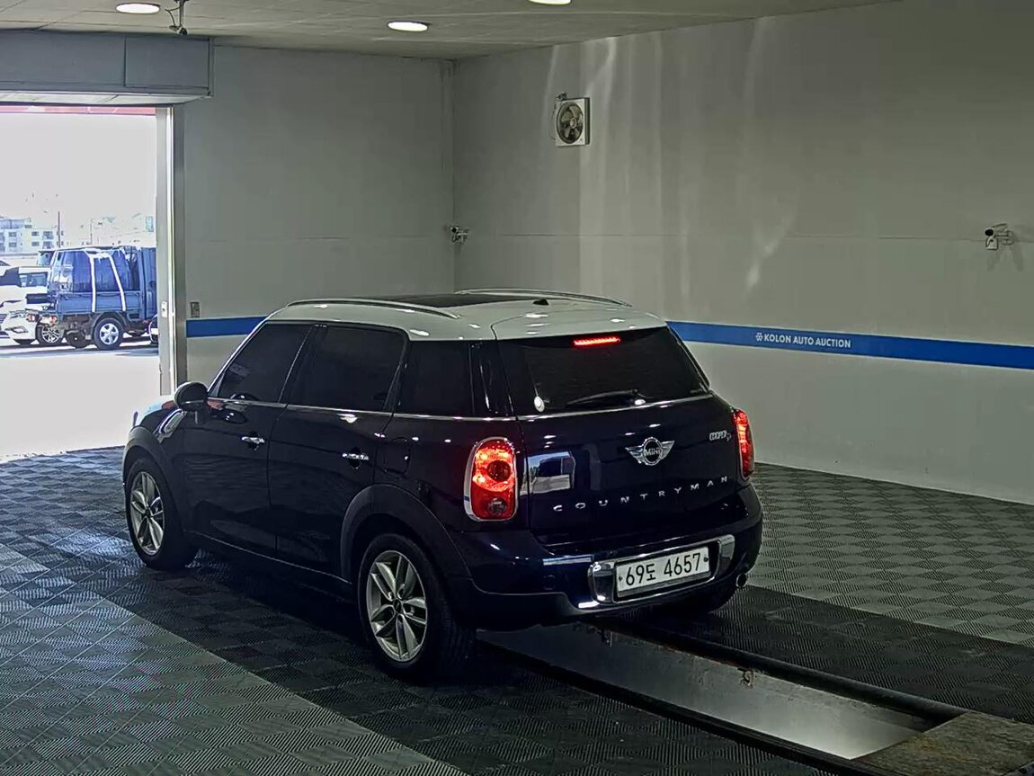 MINI COUNTRYMAN 2.0 D 2014 - zdjęcie 6