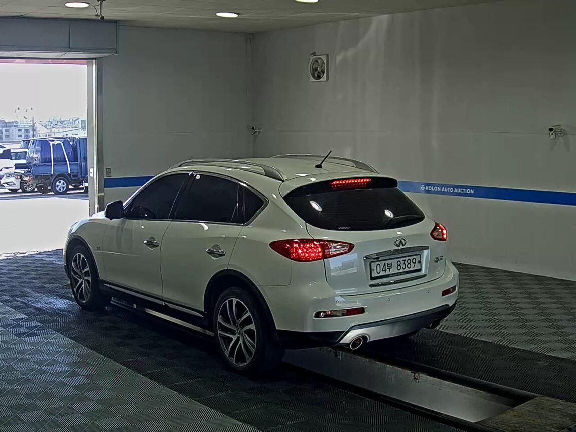 INFINITI QX50 3.7 AWD 2016 - zdjęcie 6