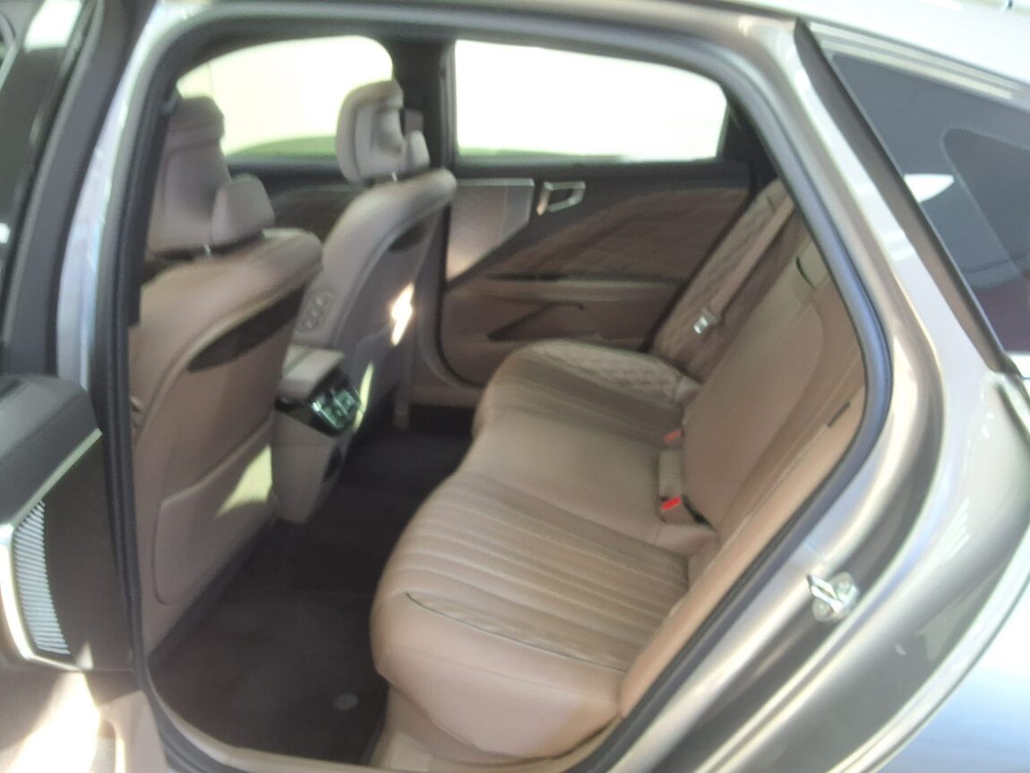 KIA K8 HYBRID HEV SIGNATURE SPECIAL 2023 - zdjęcie 13