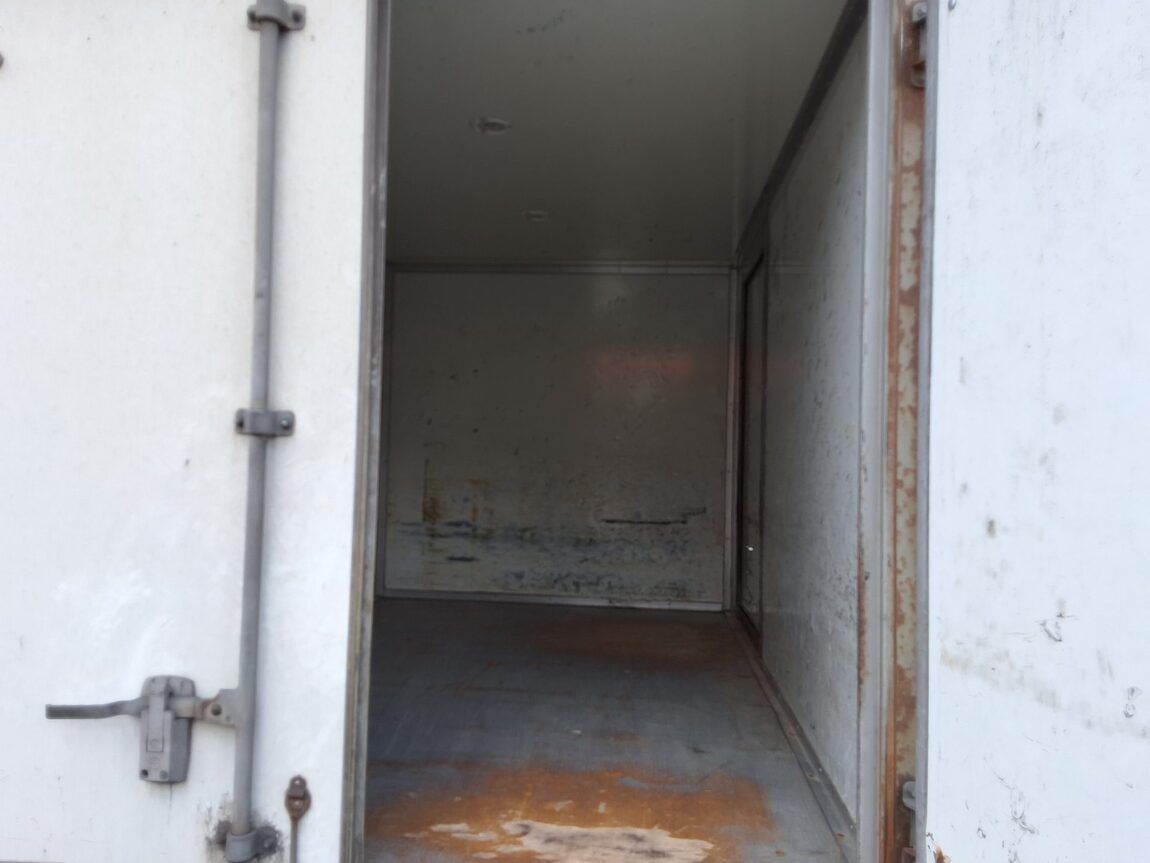 HYUNDAI PORTER II BUILT-IN BOX TRUCK SUPER CAB 2017 - zdjęcie 12
