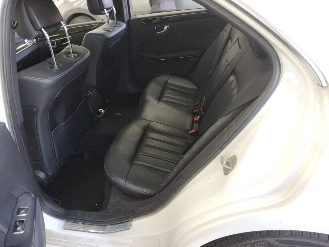MERCEDES-BENZ E-CLASS (4TH GEN) E220 CDI AVANTGARDE 2014 - zdjęcie 12