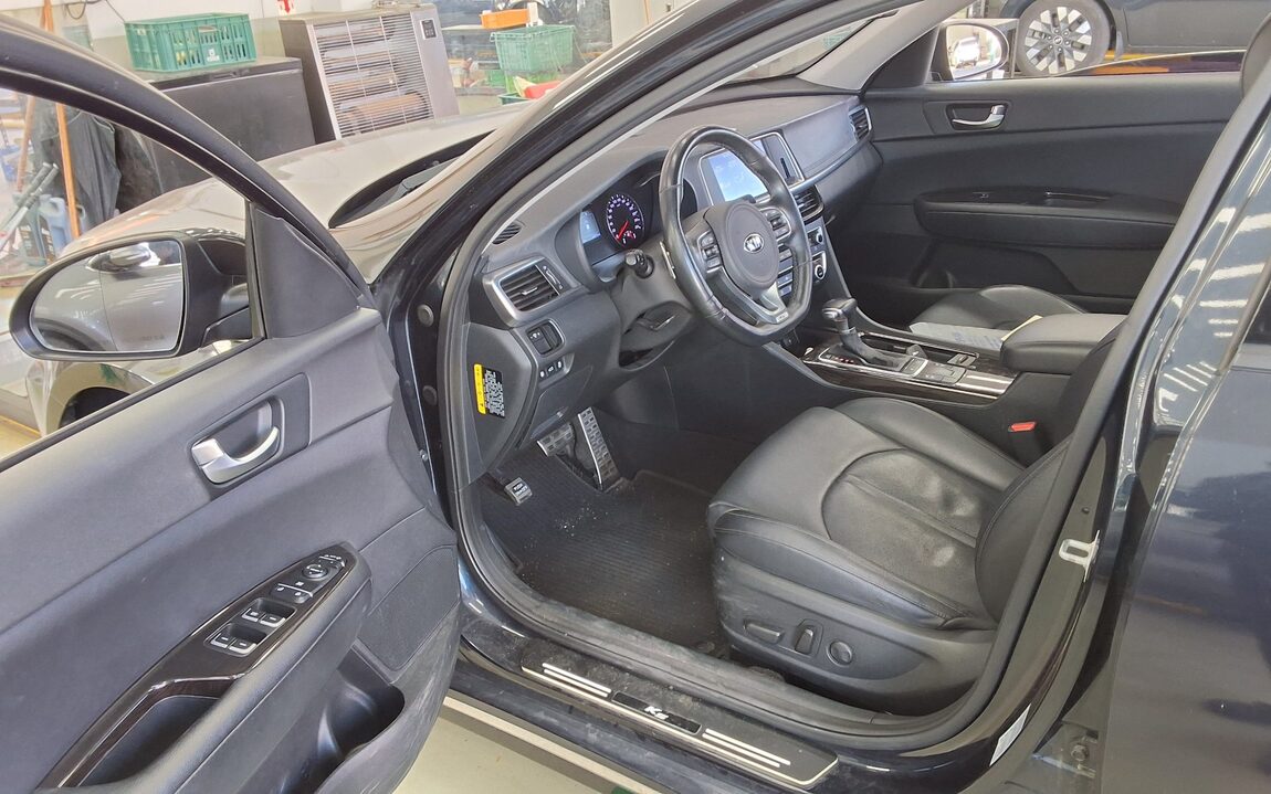 KIA NEW K5 2.0 GASOLINE NOBLESSE SX 2016 - zdjęcie 10