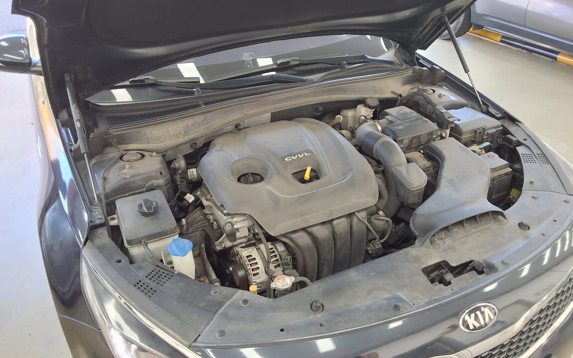 KIA NEW K5 2.0 GASOLINE NOBLESSE SX 2016 - zdjęcie 22