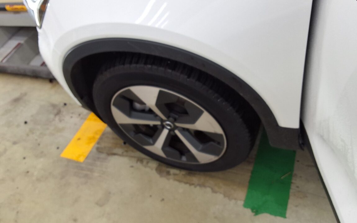 VOLVO XC40 2.0 B4 AWD ULTIMATE BRIGHT 2024 - zdjęcie 24