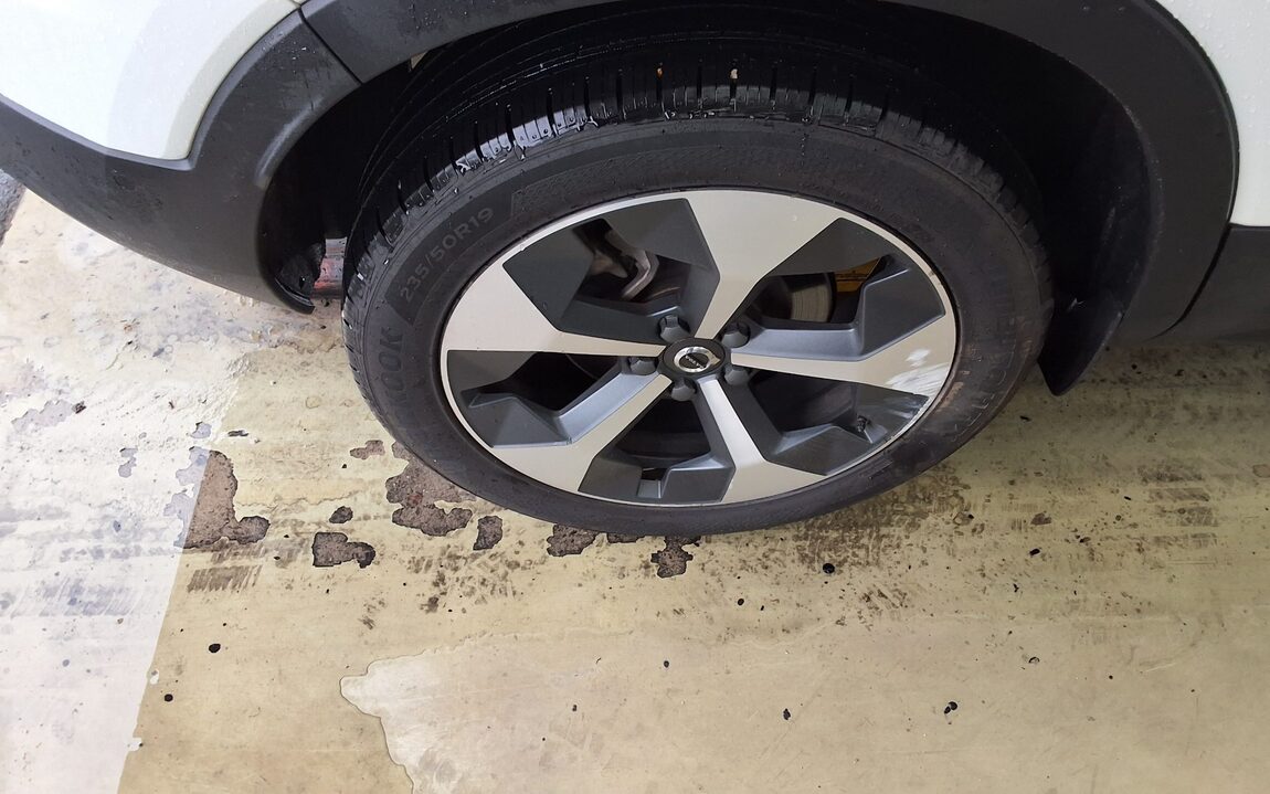 VOLVO XC40 2.0 B4 AWD ULTIMATE BRIGHT 2024 - zdjęcie 27