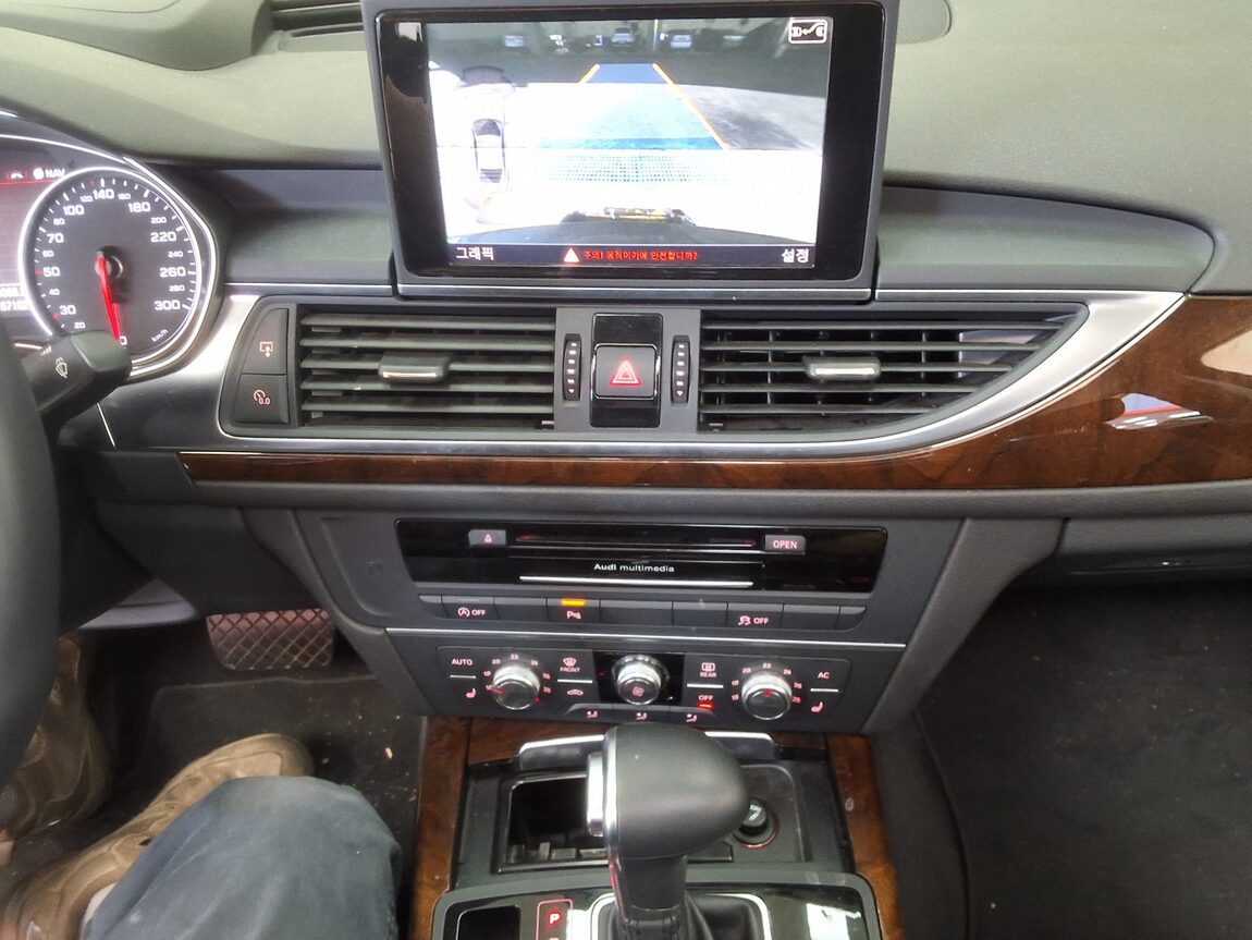 AUDI A6 (4TH GEN) 2.0 TDI DYNAMIC 2014 - zdjęcie 24