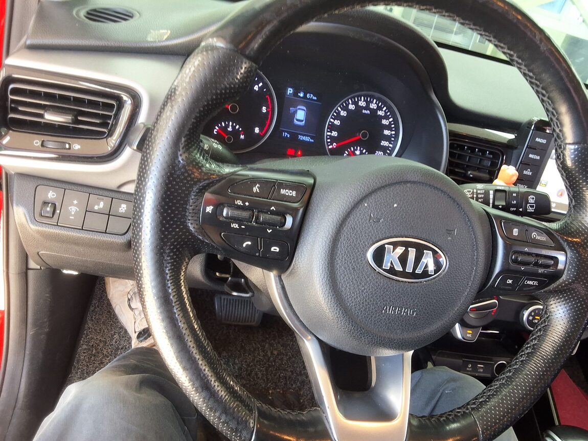 KIA STONIC U2 1.6 DIESEL TRENDY 2018 - zdjęcie 23