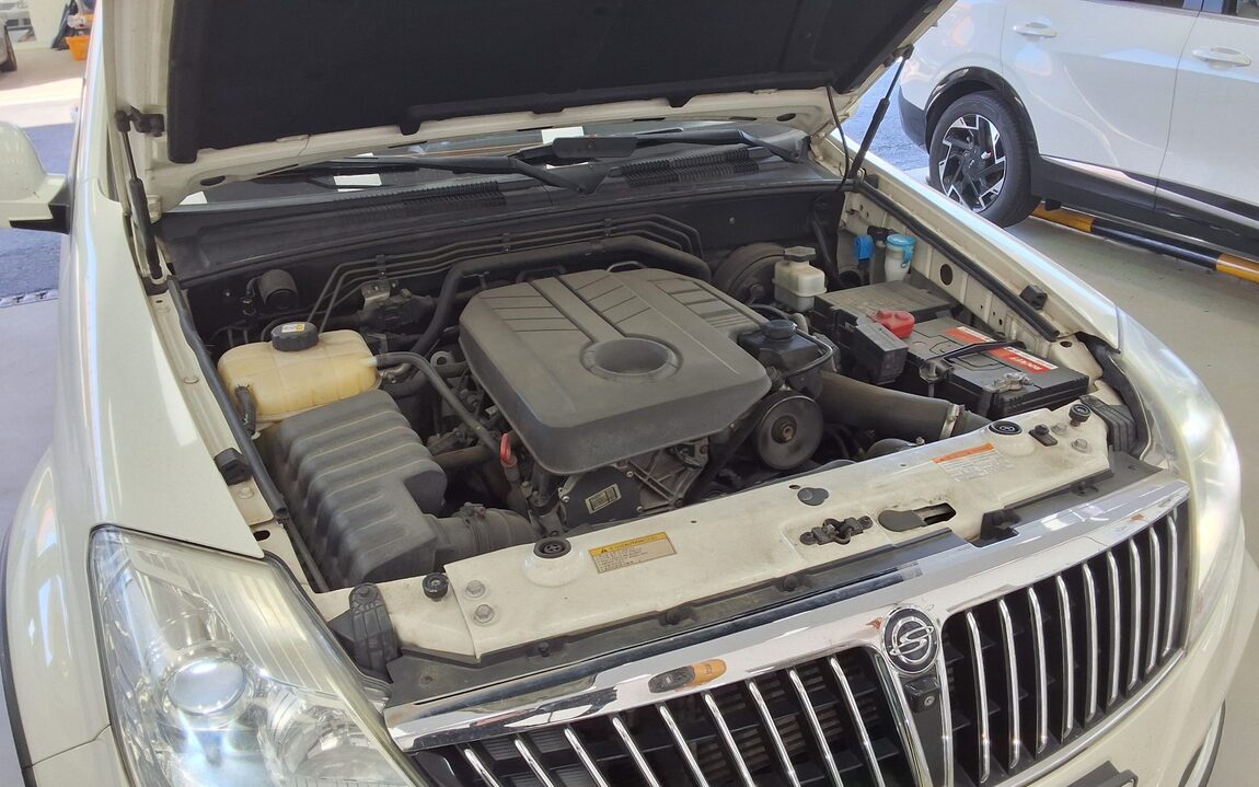 KG MOBILITY (SSANGYONG) REXTON W 2.2 2WD RX7 LUXURY 2016 - zdjęcie 22