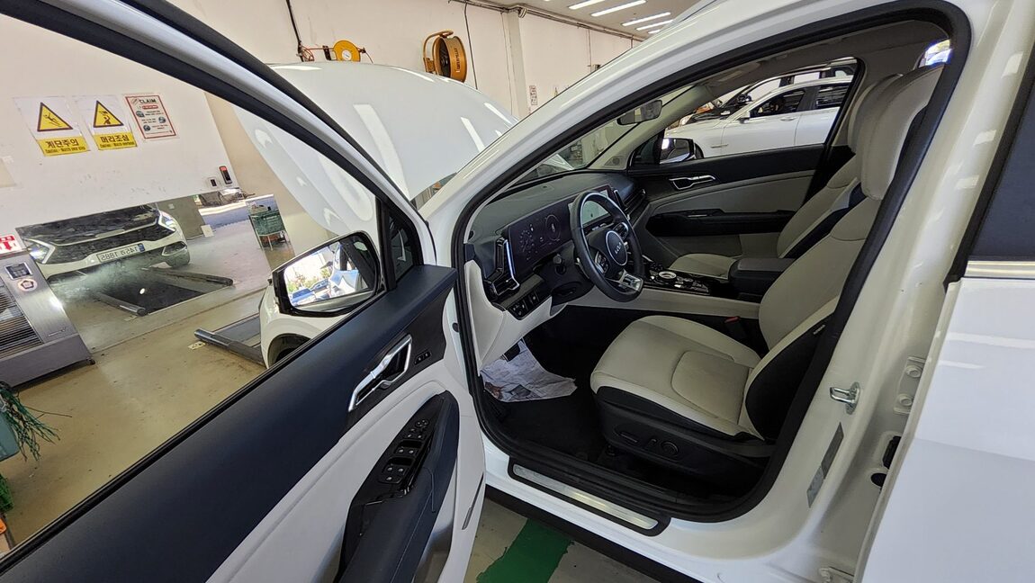 KIA THE ALL NEW SPORTAGE 1.6 GASOLINE 2WD SIGNATURE 2024 - zdjęcie 10