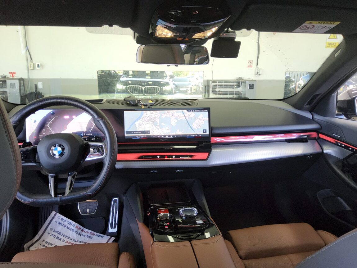 BMW 5 SERIES (8TH GEN) 530i xDRIVE M SPORT PACK 2026 - zdjęcie 11