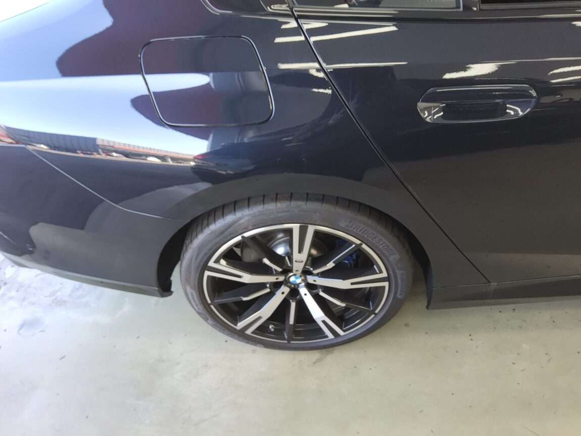 BMW 5 SERIES (8TH GEN) 530i xDRIVE M SPORT PACK 2026 - zdjęcie 23