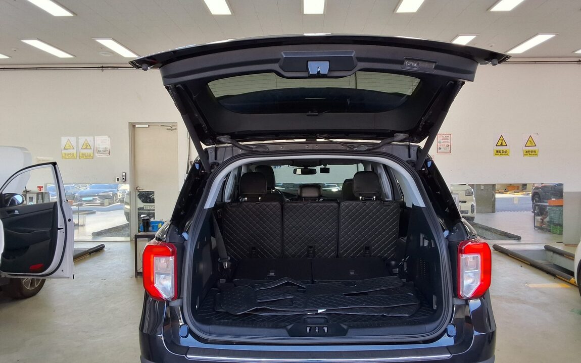 FORD EXPLORER (6TH GEN) 2.3 AWD LIMITED 2022 - zdjęcie 15