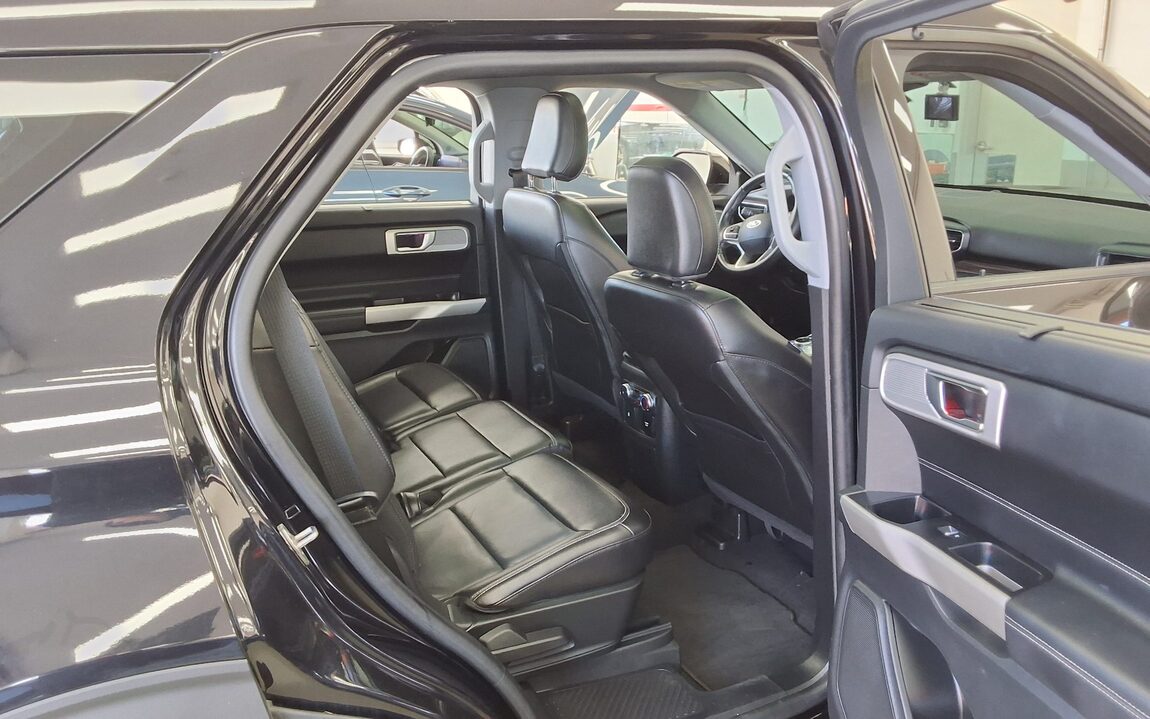 FORD EXPLORER (6TH GEN) 2.3 AWD LIMITED 2022 - zdjęcie 13