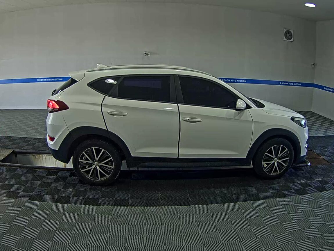 HYUNDAI ALL NEW TUCSON DIESEL R2.0 2WD MODERN 2017 - zdjęcie 4