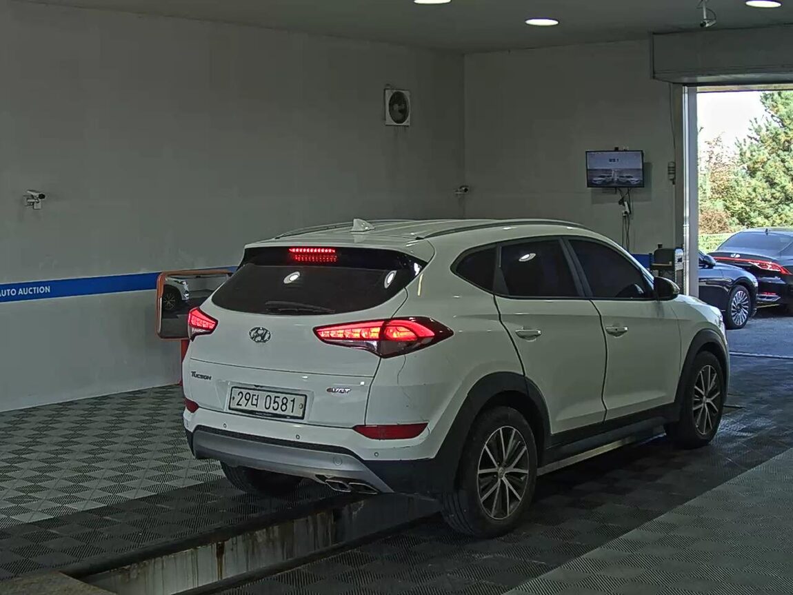 HYUNDAI ALL NEW TUCSON DIESEL R2.0 2WD MODERN 2017 - zdjęcie 5