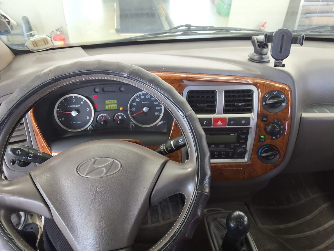 HYUNDAI PORTER II CRDi DOUBLE CAB EXTRA LONG WHEELBASE GOLD 2012 - zdjęcie 17