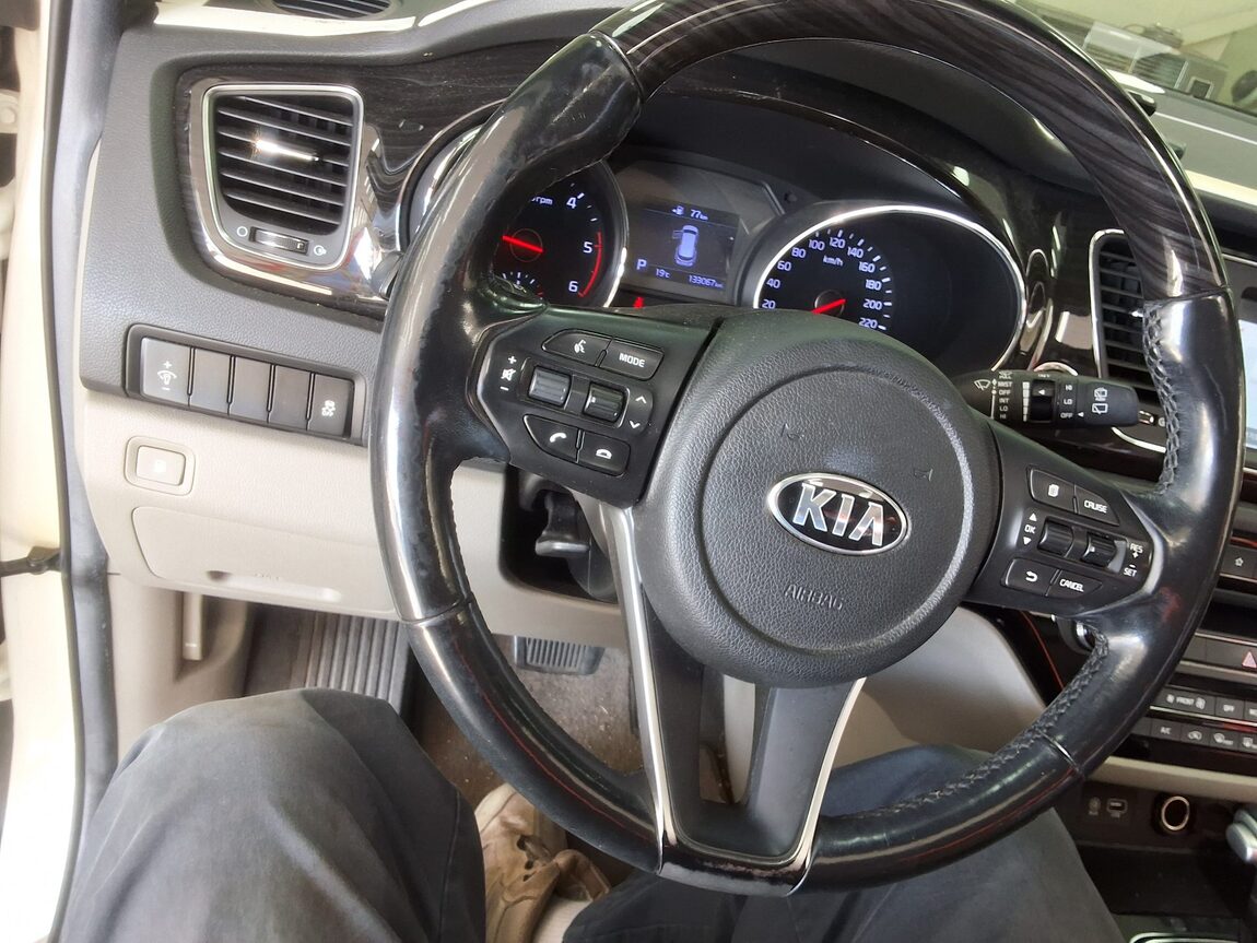 KIA THE NEW CARNIVAL 9-SEATER DIESEL PRESTIGE 2020 - zdjęcie 23