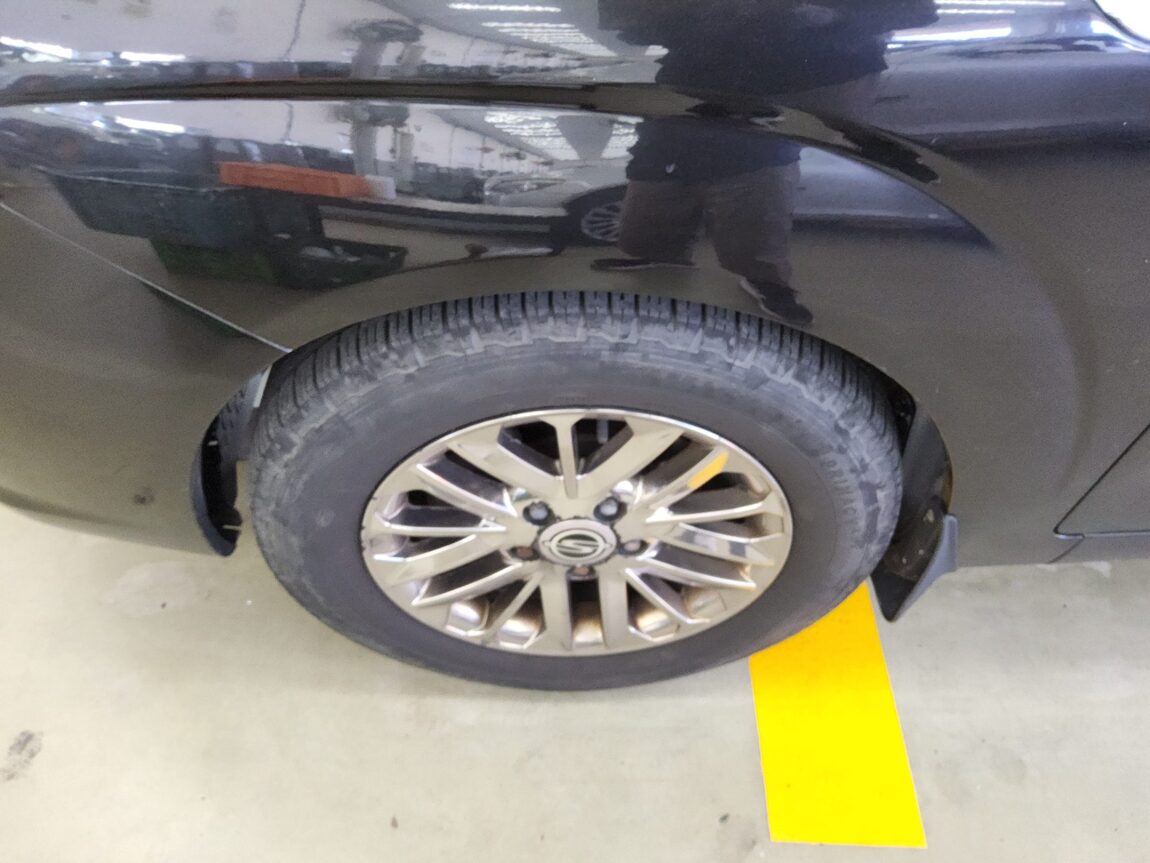 KG MOBILITY (SSANGYONG) KORANDO TOURISMO 2.0 4WD 9-SEATER EXTREME 2015 - zdjęcie 24