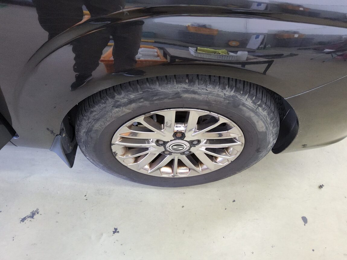 KG MOBILITY (SSANGYONG) KORANDO TOURISMO 2.0 4WD 9-SEATER EXTREME 2015 - zdjęcie 26