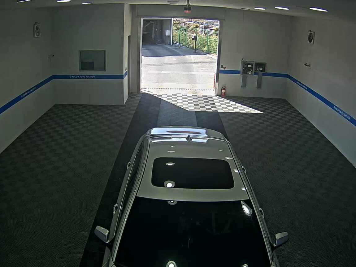 BMW 7 SERIES (5TH GEN) 740i 2012 - zdjęcie 7