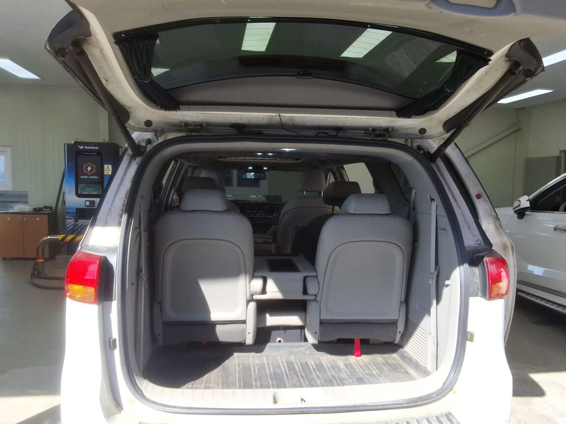 KIA ALL NEW CARNIVAL 9-SEATER DIESEL NOBLESSE 2015 - zdjęcie 16