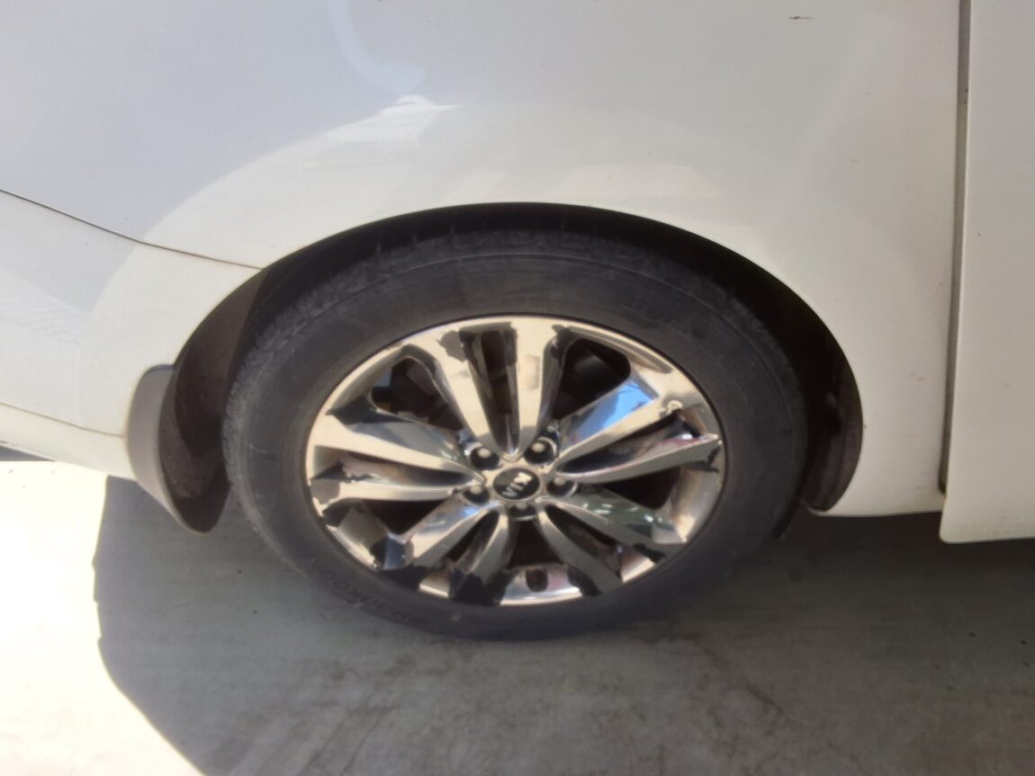 KIA ALL NEW CARNIVAL 9-SEATER DIESEL NOBLESSE 2015 - zdjęcie 22