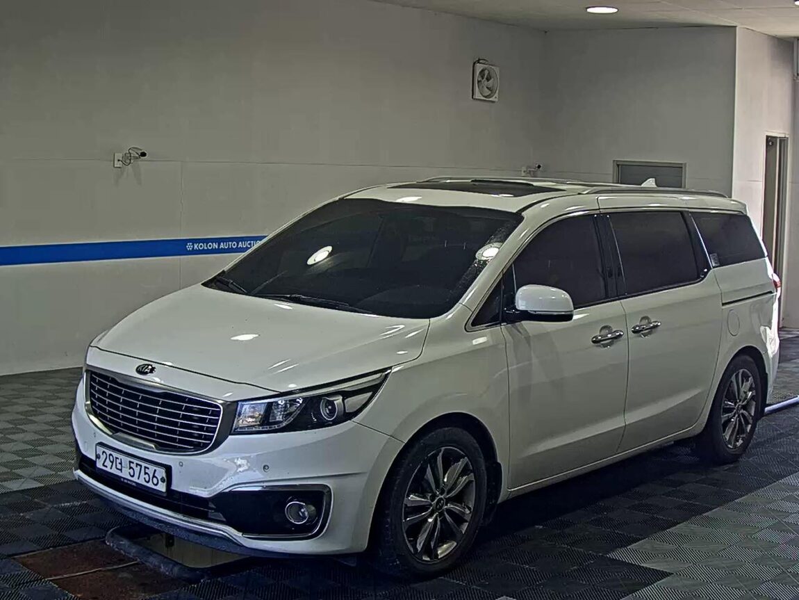 KIA ALL NEW CARNIVAL 9-SEATER DIESEL NOBLESSE 2015 - zdjęcie 2