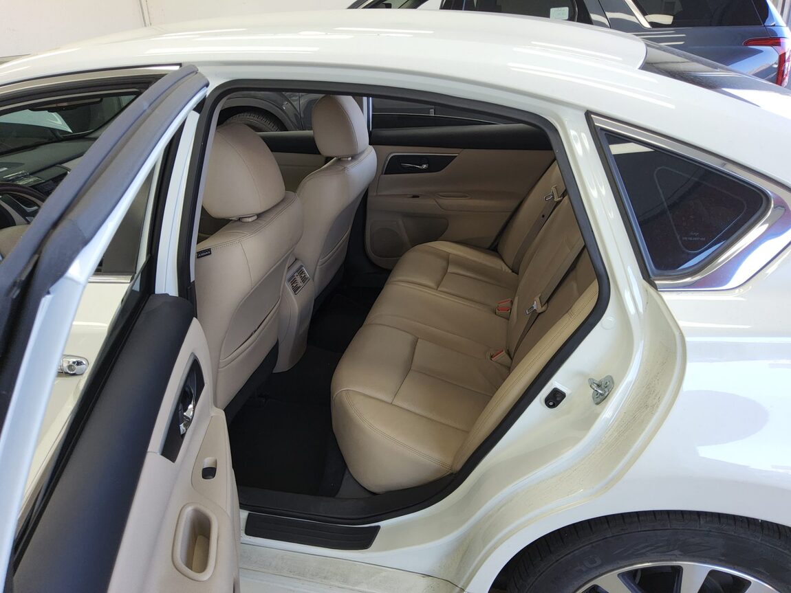 NISSAN ALTIMA (5TH GEN F/L) 2.5 SL 2017 - zdjęcie 12