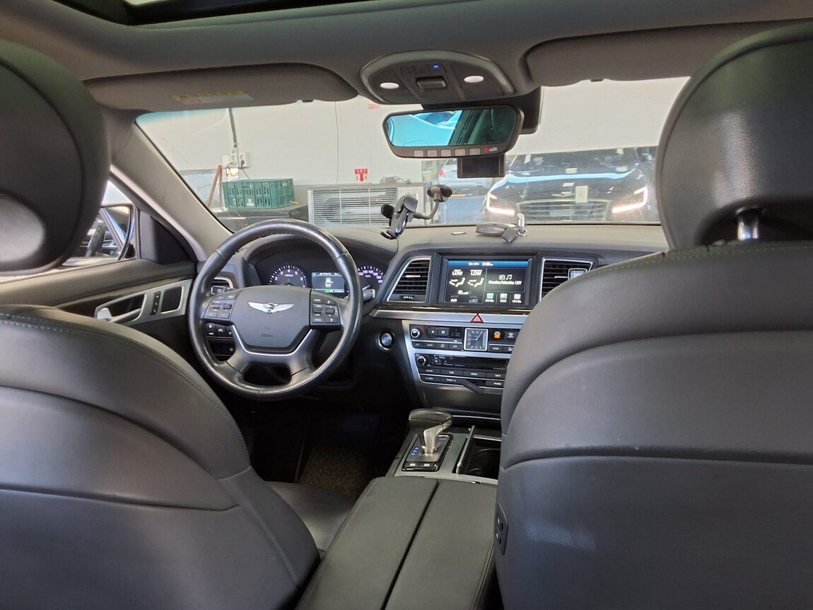 GENESIS G80 3.3 GDi AWD LUXURY 2018 - zdjęcie 11