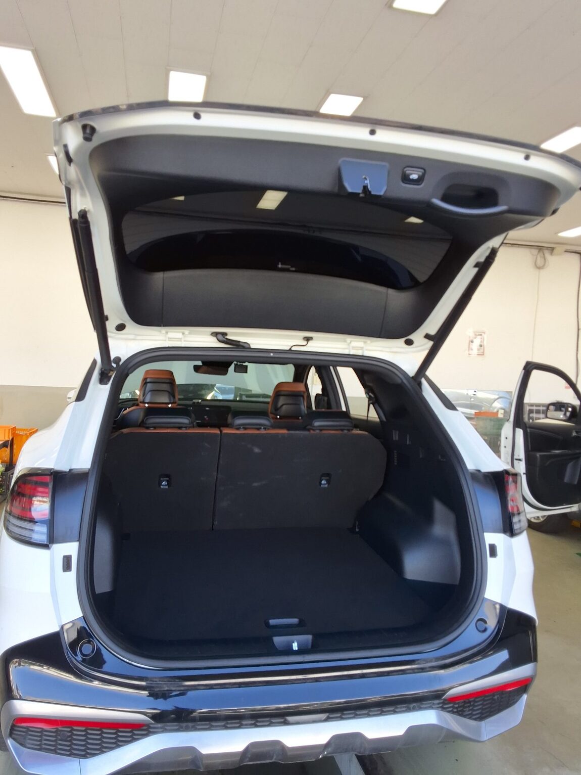 KIA THE ALL NEW SPORTAGE 1.6 GASOLINE 2WD SIGNATURE 2024 - zdjęcie 16