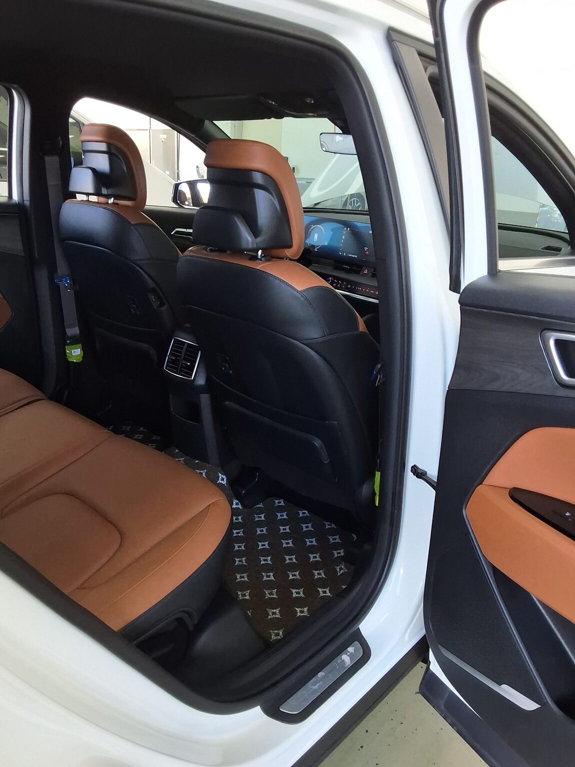 KIA THE ALL NEW SPORTAGE 1.6 GASOLINE 2WD SIGNATURE 2024 - zdjęcie 13