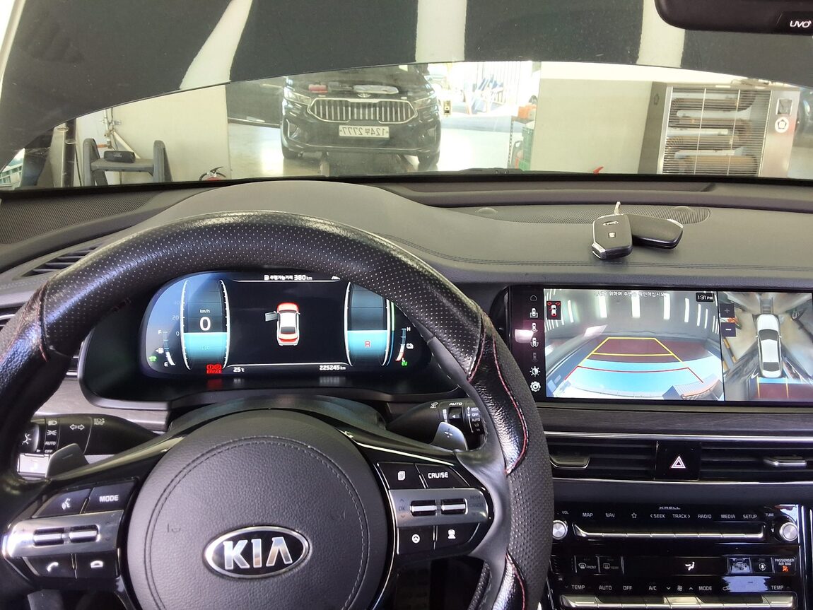 KIA K7 PREMIER HYBRID SIGNATURE 2020 - zdjęcie 17
