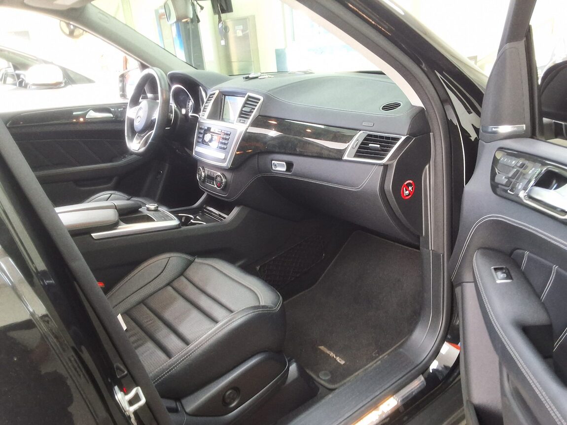 MERCEDES-BENZ M-CLASS (3RD GEN) ML63 AMG 2013 - zdjęcie 15
